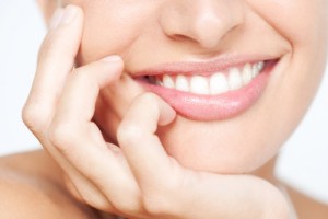rimedi-naturali-carie-denti-consigli-utili-prevenzione-640x426
